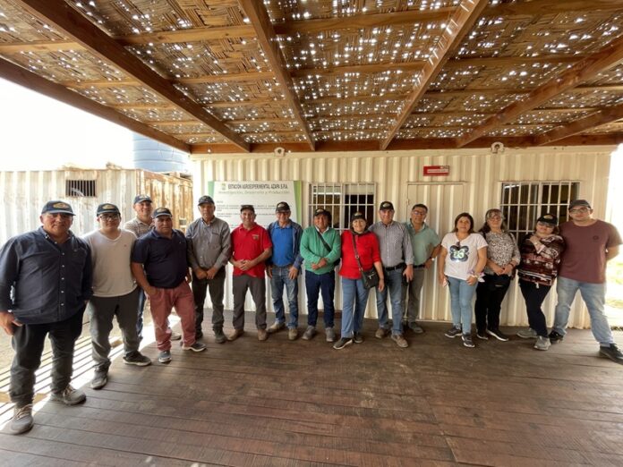 Agricultores del Maule visitan Arica para aprender sobre agricultura sustentable en el desierto