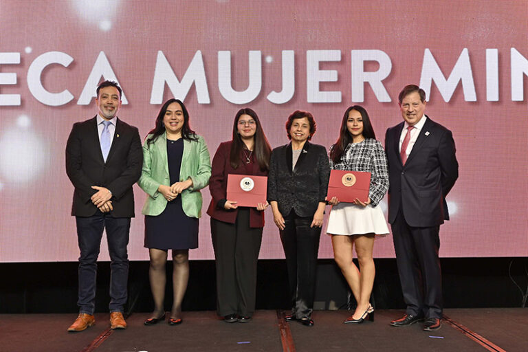 Sonami reconoce a empresas socias y a nuevas generaciones de mujeres en minería
