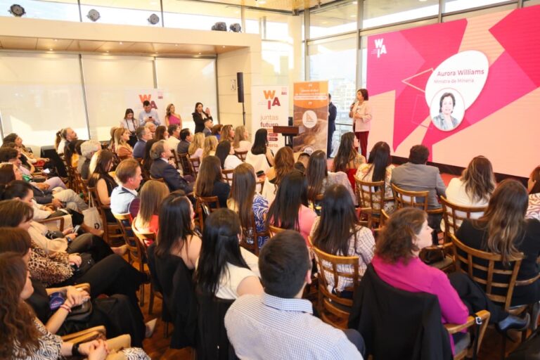 Women in Action by Aprimin celebra su aniversario con reconocimiento a buenas prácticas y nuevas alianzas
