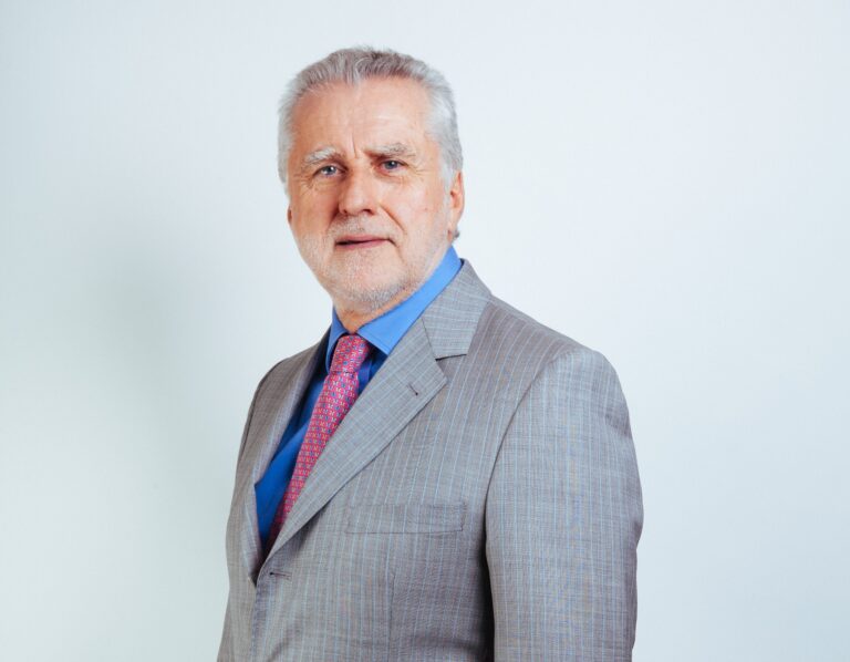 Máximo Pacheco asumirá la presidencia de NovaAndino, la nueva sociedad de litio creada por Codelco y SQM