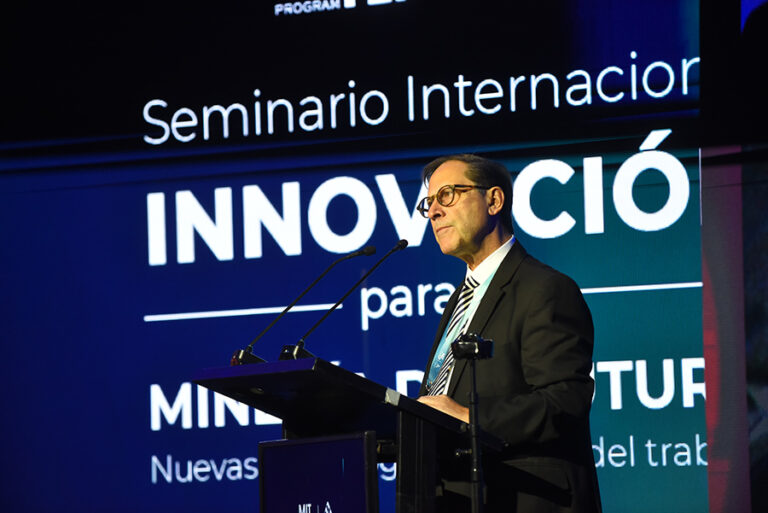 Costo neto de producción de Antofagasta Minerals se redujo 27% en 2025 y aumentó la producción de oro y molibdeno