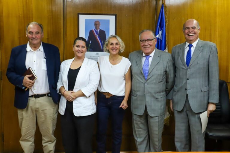 Gobierno acelera agenda hídrica: foco en riego y seguridad para el Maule