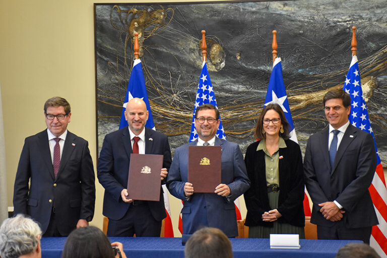 Gobierno de Chile firma acuerdo con Estados Unidos para fortalecer cooperación en minerales críticos y seguridad