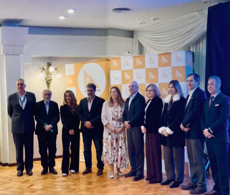 Aprimin realizó con éxito su primer Club de la Minería Internacional en Argentina
