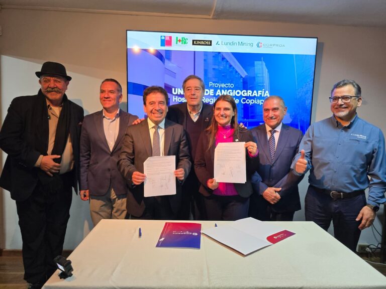 Mineras Lundin Mining y Kinross, más Corproa participan de avance del proyecto para la futura Unidad de Angiografía del Hospital Regional de Copiapó