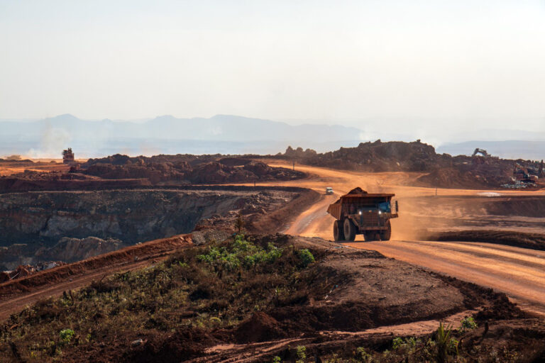 Seguros en la cadena minera: la gestión que crece junto con la inversión