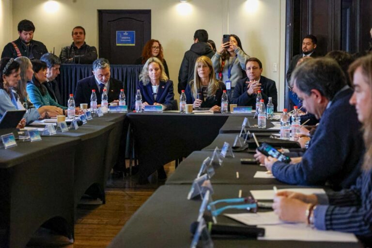 Chile necesitará hasta 27 mil nuevos trabajadores para impulsar la transición energética