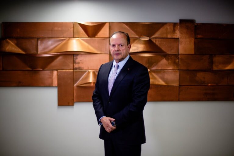 Jorge Gómez inicia su gestión como presidente ejecutivo en Codelco