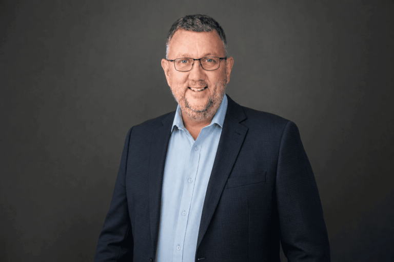 Tim Shea asume como nuevo CEO de Glencore Technology