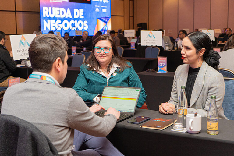 Proveedores mineros consolidan su liderazgo en empleo e innovación para la industria de Chile