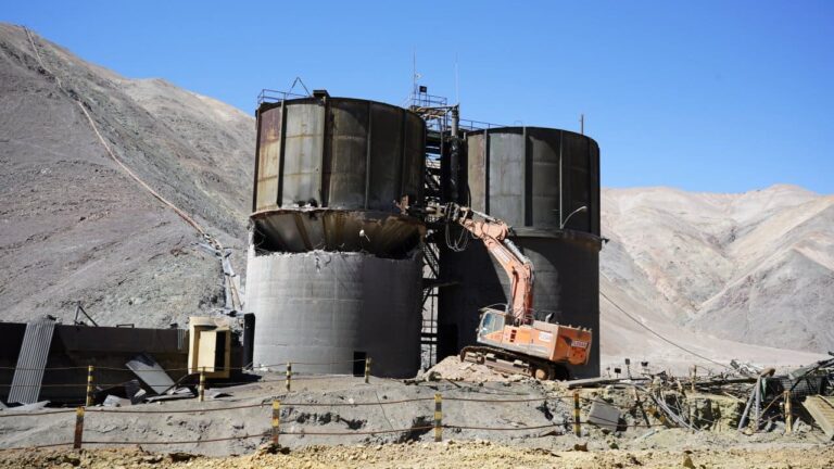 Codelco concreta primer cierre de faena en ex Planta de Llanta