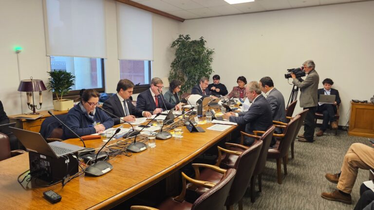 Comisión de Minería del Senado aprueba en particular proyecto de ley de patentes mineras